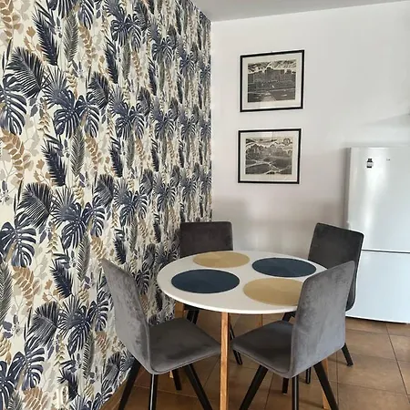 Apartament Oksford Okszow Zewnętrze zdjęcie