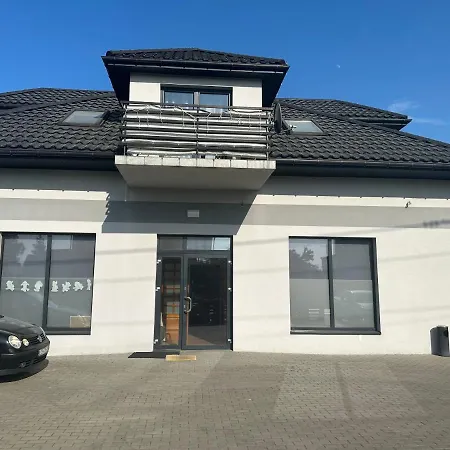Apartament Oksford Okszow Zewnętrze zdjęcie